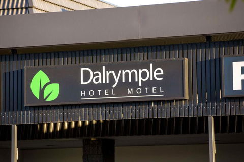 Nightcap At Dalrymple Hotel - Palm Beach Accommodation 1