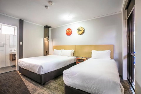Nightcap At Jamison Hotel - Palm Beach Accommodation 1
