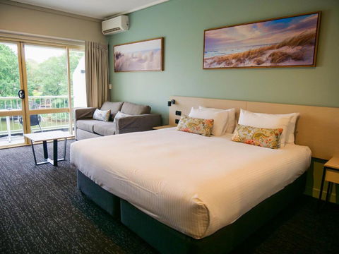 Nightcap At Hinterland Hotel Nerang - Palm Beach Accommodation 0