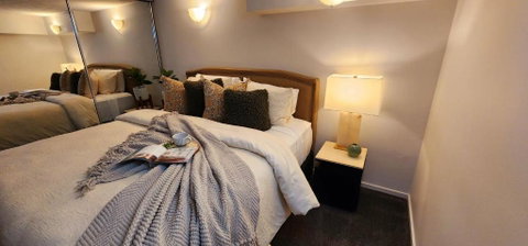 NYC Loft Brisbane, Free Parking! - Palm Beach Accommodation 0