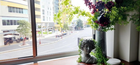 NYC Loft Brisbane, Free Parking! - Palm Beach Accommodation 1