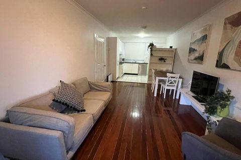 Paddington Pad With Back Deck And Free Car Space Close To Suncorp - Palm Beach Accommodation 1