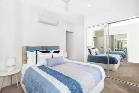 Park Avenue Terrace 1 Just 4km CBD - Palm Beach Accommodation 3