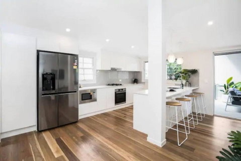 Park Avenue Terrace 1 Just 4km CBD - Palm Beach Accommodation 2