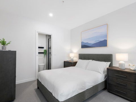 Peaceful 1-Bed Unit With A Spacious Balcony - Palm Beach Accommodation 1