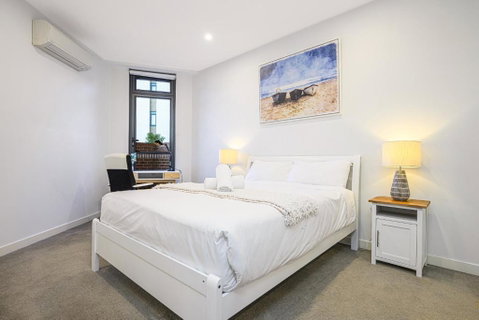Penrith 3Br Apt Close ToTrain Station & Shopping - Palm Beach Accommodation 3
