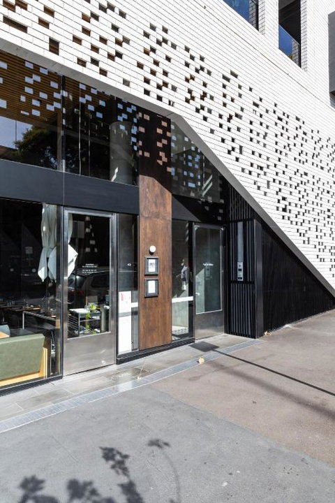 Penthouse Apartment Collingwood - Palm Beach Accommodation 3