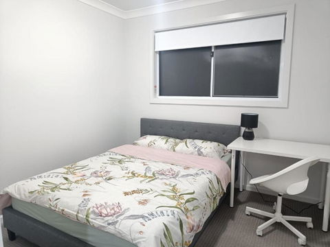Peaceful Room In Modern And Spacious Baulkham Hills Home - BH2 - Palm Beach Accommodation 0