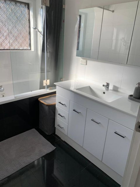 Pets Welcome Central And Convenient - Palm Beach Accommodation 2