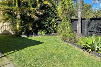 Pets Welcome Central And Convenient with Palm Beach Accommodation