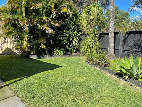 Pets Welcome Central And Convenient - Palm Beach Accommodation 0