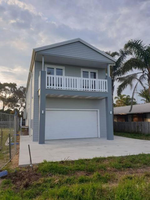 Play@Lakes - Palm Beach Accommodation 1