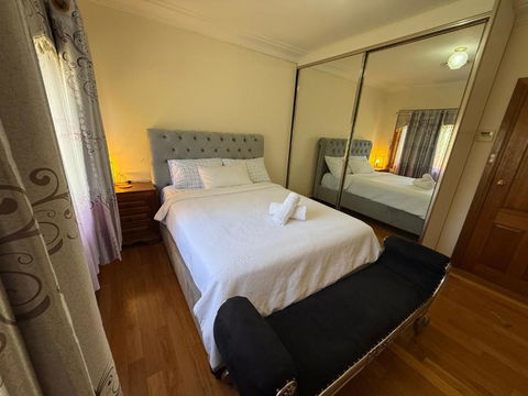 Private House - Palm Beach Accommodation 0