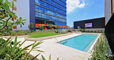 Private Bedroom & Bathroom In Shared Inner Brisbane Apartment - Palm Beach Accommodation 1