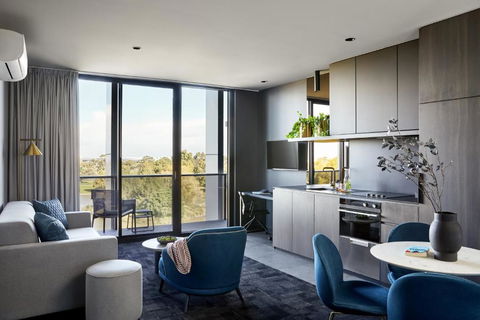 Punthill Caroline Springs - Palm Beach Accommodation 1