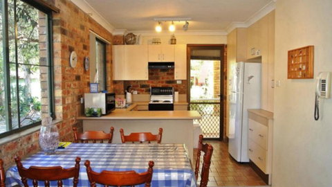 Quality Beachside Holiday - Palm Beach Accommodation 2