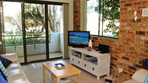 Quality Beachside Holiday - Palm Beach Accommodation 3