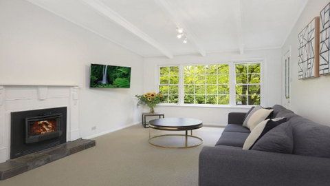 Que Sera - Palm Beach Accommodation 1