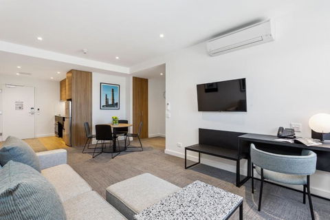 Quest Perth Ascot - Palm Beach Accommodation 3