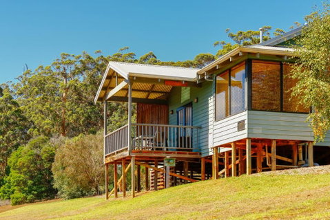 Rainbow Trail Chalets - Palm Beach Accommodation 3