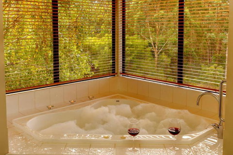 Rainbow Trail Chalets - Palm Beach Accommodation 1
