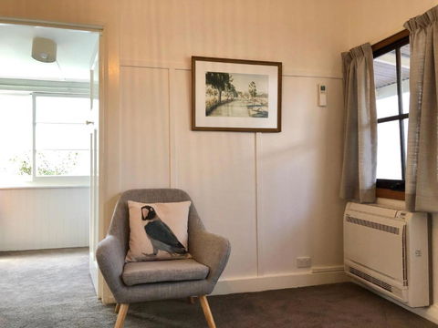 Recreation Cottage - Palm Beach Accommodation 1