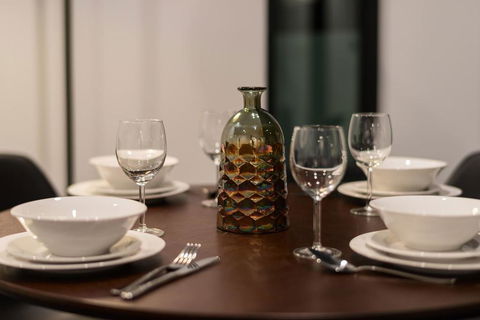 Astrina Box Hill 2 Bed Apartment - Palm Beach Accommodation 3