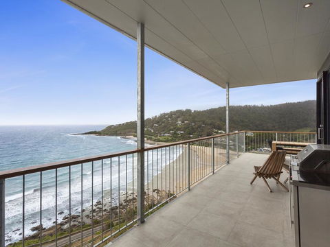 At Wye Eyrie With Arguably The Best Views In Town - Palm Beach Accommodation 0