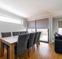 Averys Retreat - Palm Beach Accommodation