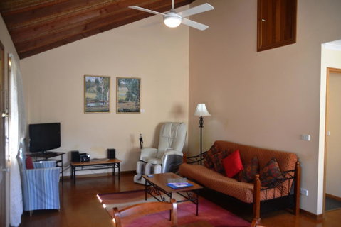 Avoca Cottages VICTORIA - Palm Beach Accommodation 1