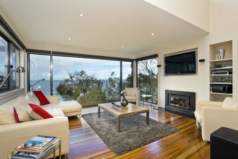 Azure - Palm Beach Accommodation 0