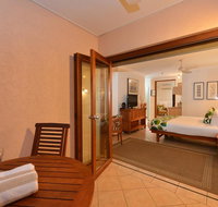Balinese Style Studio - Palm Beach Accommodation