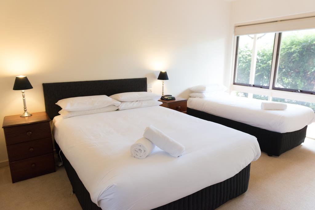 Lexton VIC Palm Beach Accommodation