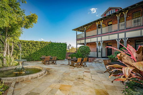 Ballina Manor Boutique Hotel - Palm Beach Accommodation 1