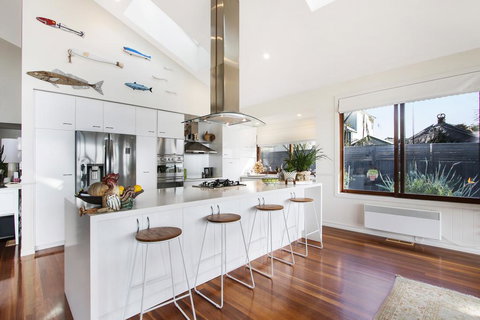 Bancroft Bay Frontage - Palm Beach Accommodation 2