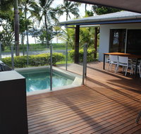 Banfields Retreat - Palm Beach Accommodation