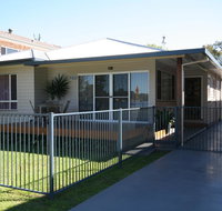 BANYANDAH 557 Ocean Drive NH - Palm Beach Accommodation