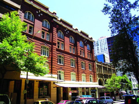 Base Sydney - Palm Beach Accommodation 1