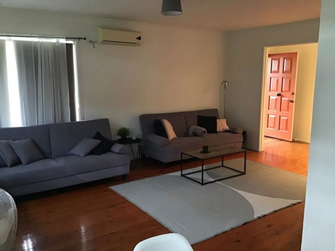 Baulkham Hill House - Palm Beach Accommodation 0