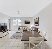 Bay Village Unit 14/ 47 Shoal Bay Road - Palm Beach Accommodation