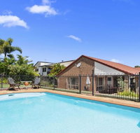 BB233 Banksia Beach Family Home - 4 Bedrooms - Palm Beach Accommodation
