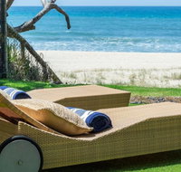 Beachfront Vila Gold Coast - Palm Beach Accommodation