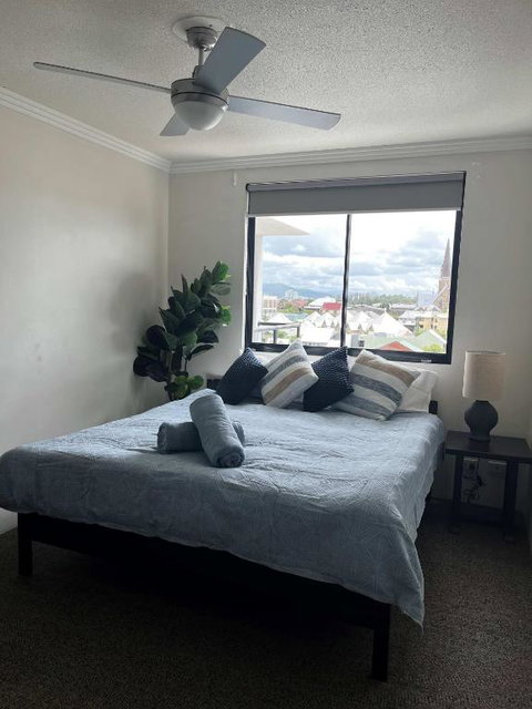 Republic Apartment - Palm Beach Accommodation 1