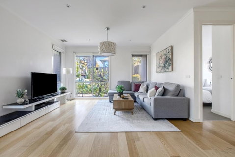 Ringtail Retreat - Contemporary Family Comforts - Palm Beach Accommodation 0