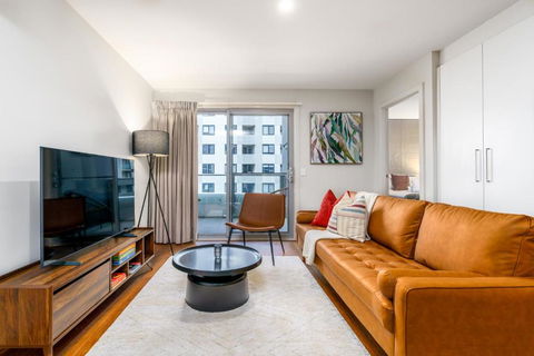 Relaxing 2BR Stay Near South Point Tuggeranong - Palm Beach Accommodation 3