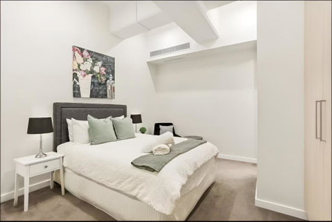 Renovated Warehouse Conversion In Heart Of Sydney - Palm Beach Accommodation 3
