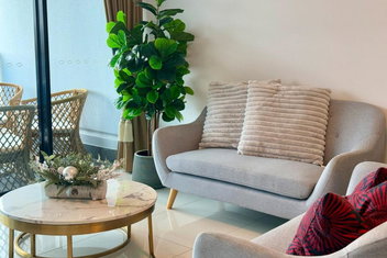Resort-Style Apartment Near Harbour Town with Palm Beach Accommodation