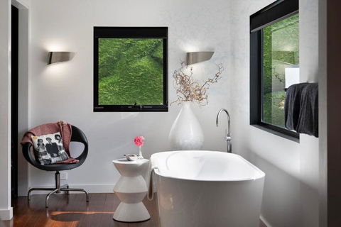 Reverie 101 - Palm Beach Accommodation 1