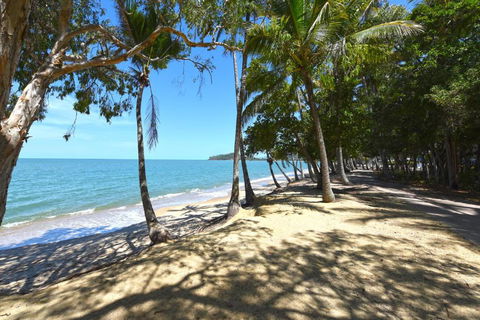 Ribbons Beachfront Apartments Clifton Beach - Palm Beach Accommodation 1