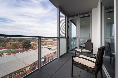 Richmond Place - 2BR W Parking & Gym - Palm Beach Accommodation 2